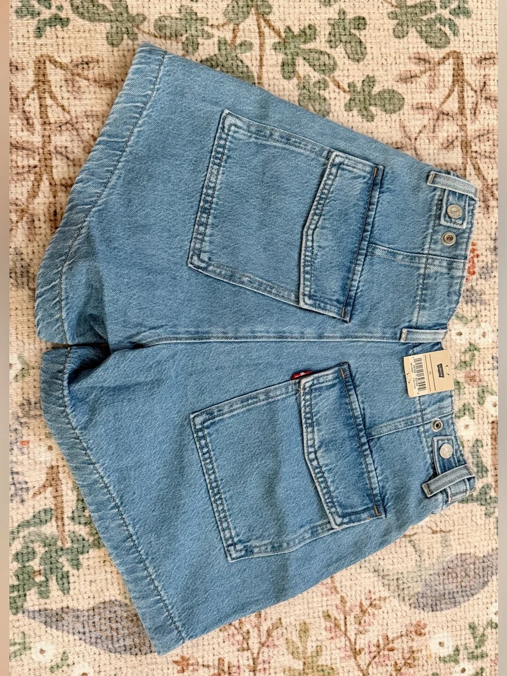 NEW NWT Levi's Women’s Cinch Mid-Thigh High Rise Denim Jean Shorts sz 25